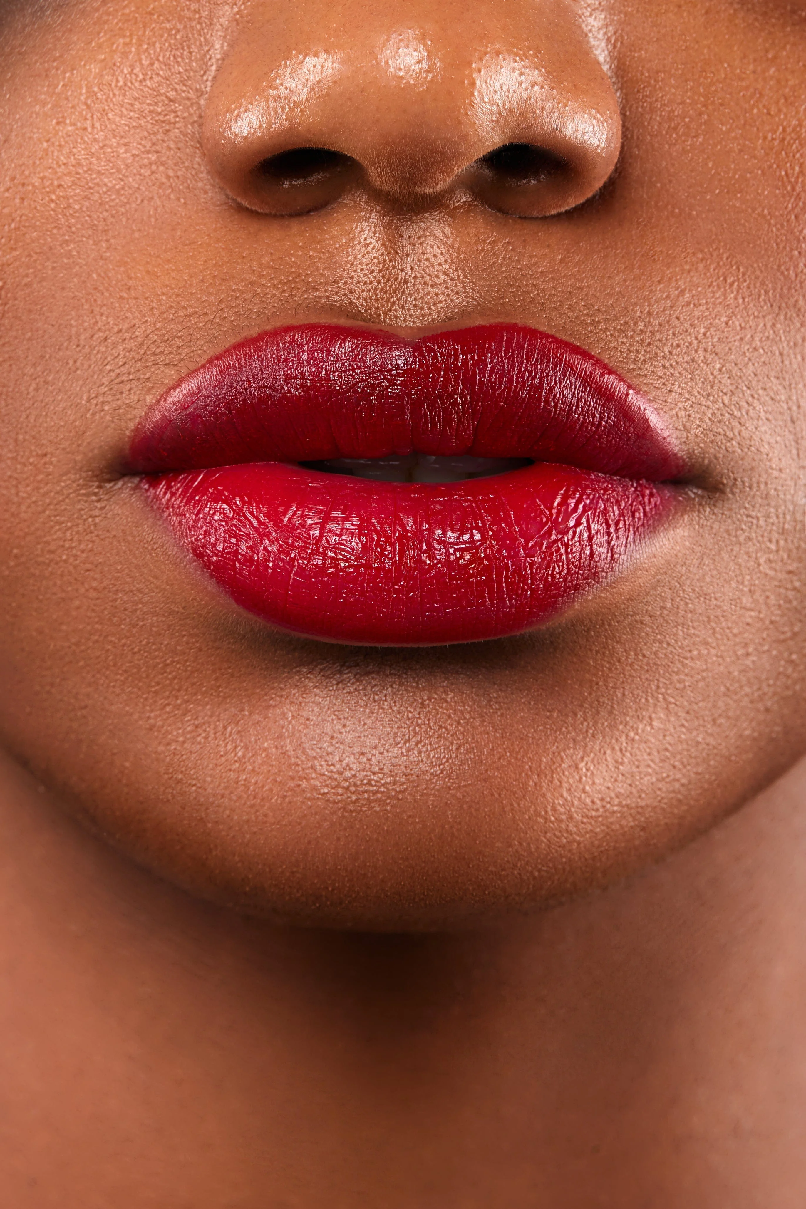 Cherry Red Tease Moisturising High Pigment Satin Lipstick - Image 4
