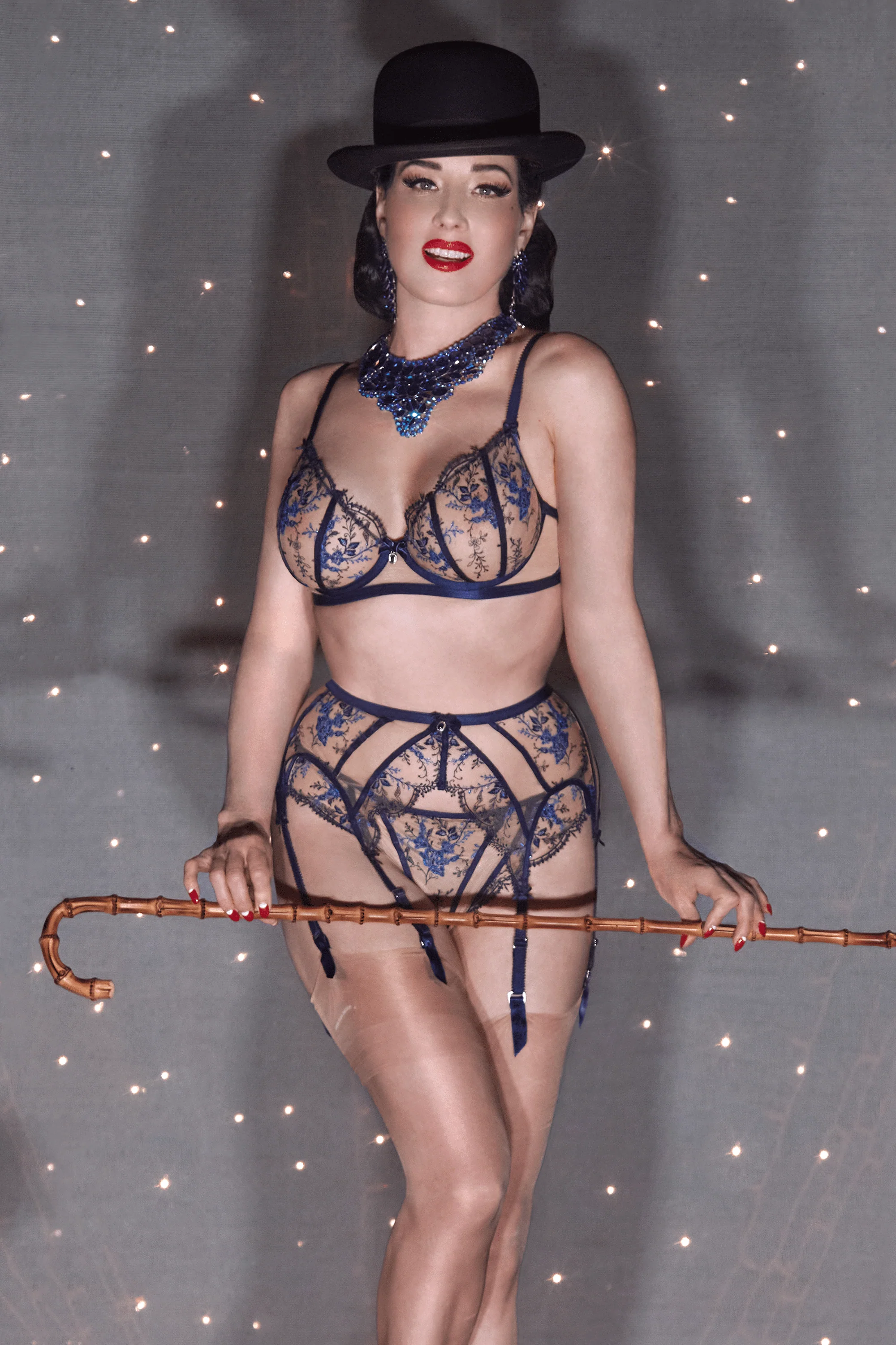 Queens Blue Femmoiselle Suspender - Image 3