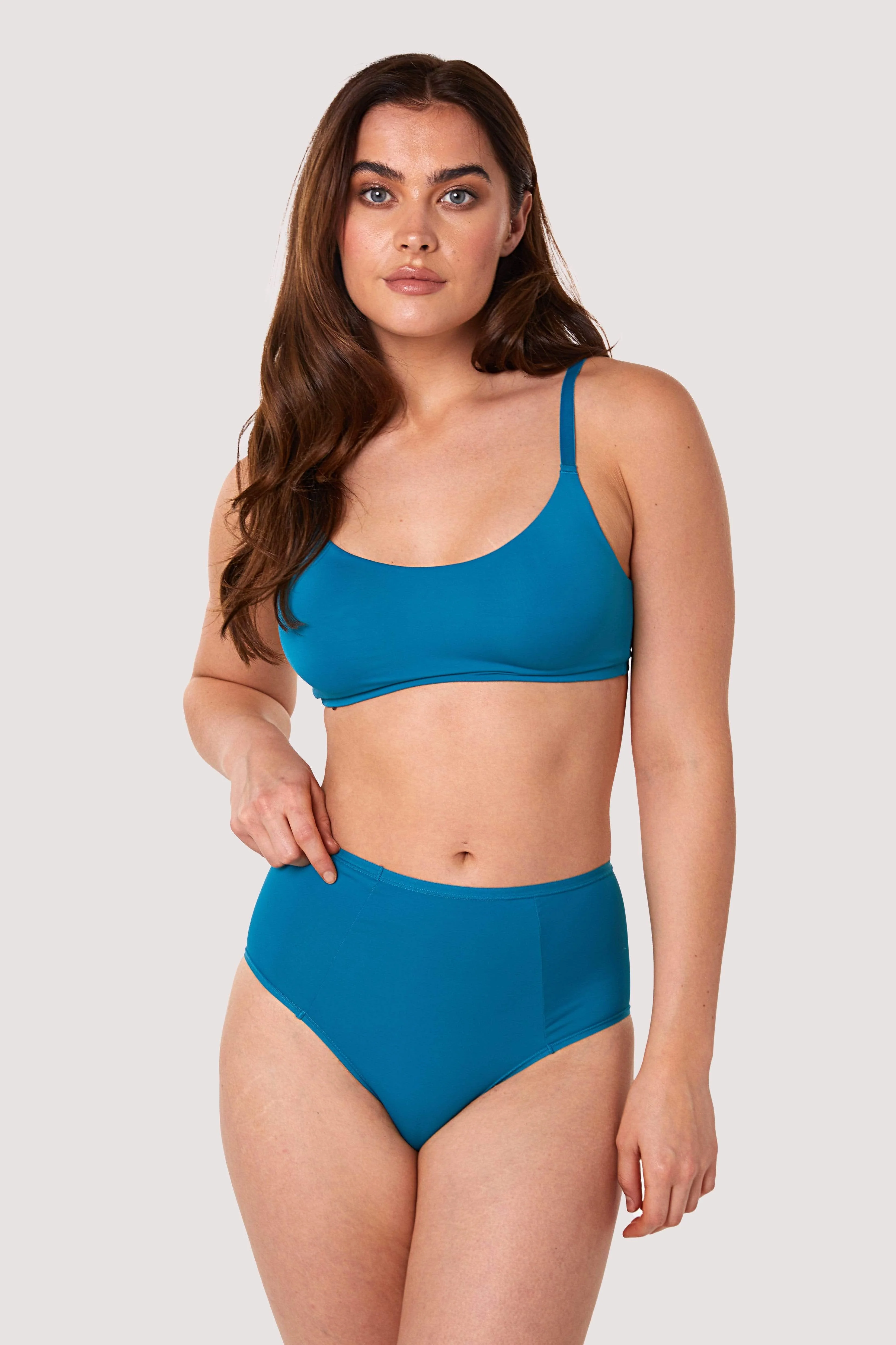 Second Skin Teal Recycled Crop Top Bra - Image 2