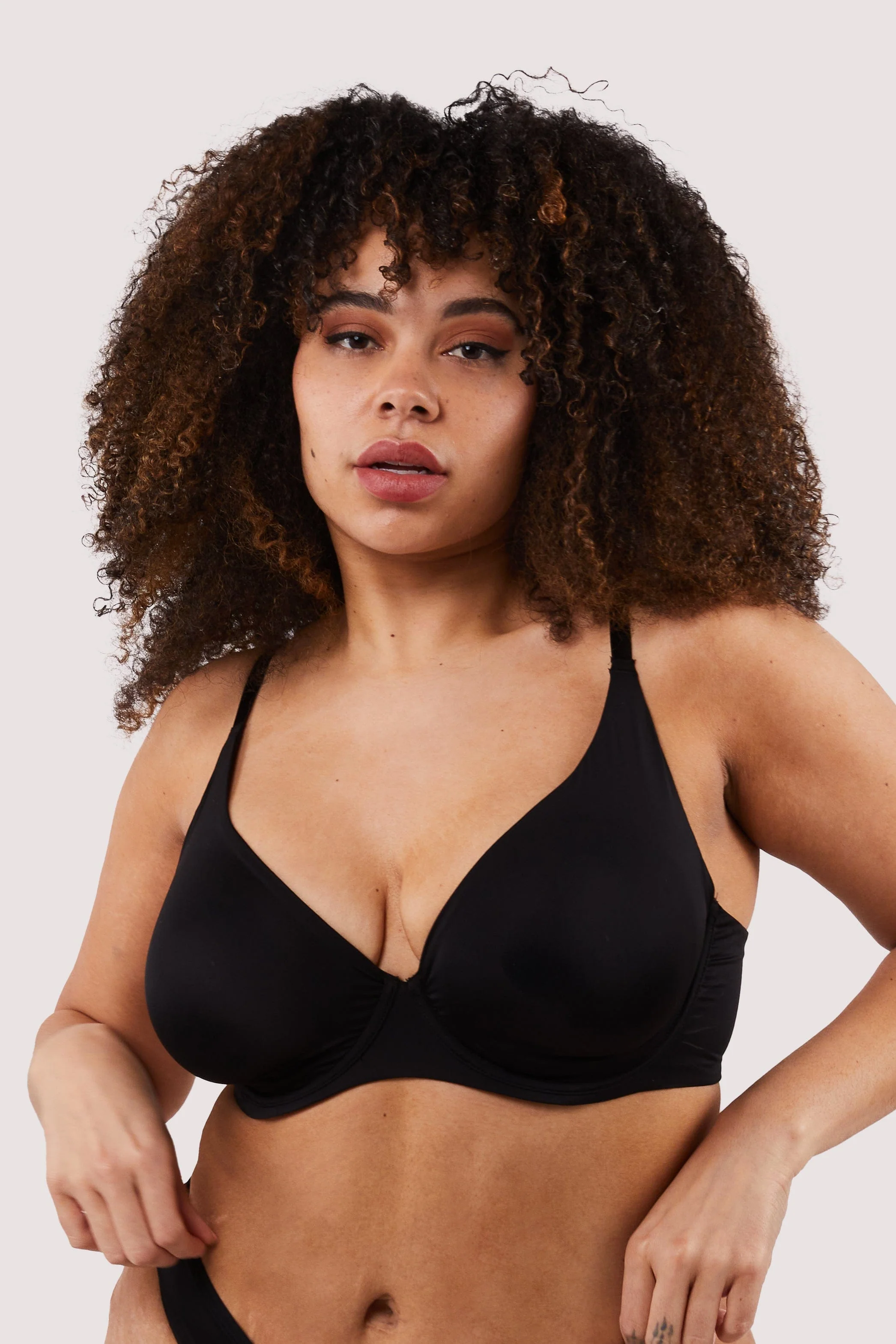 Second Skin Black Recycled Plunge Bra - Image 8