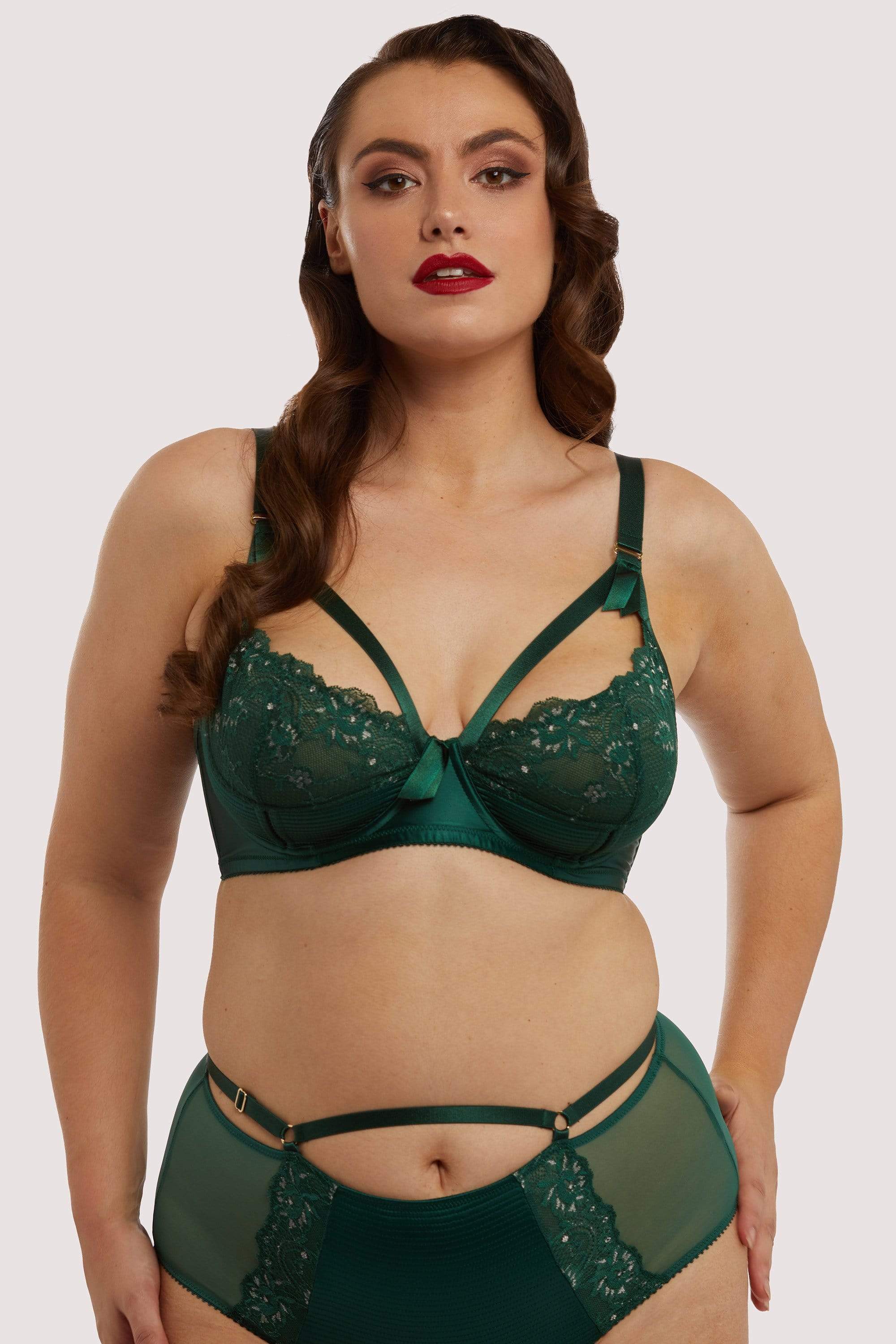 Madame X Plunge Bottle Green Curve Bra - Image 3