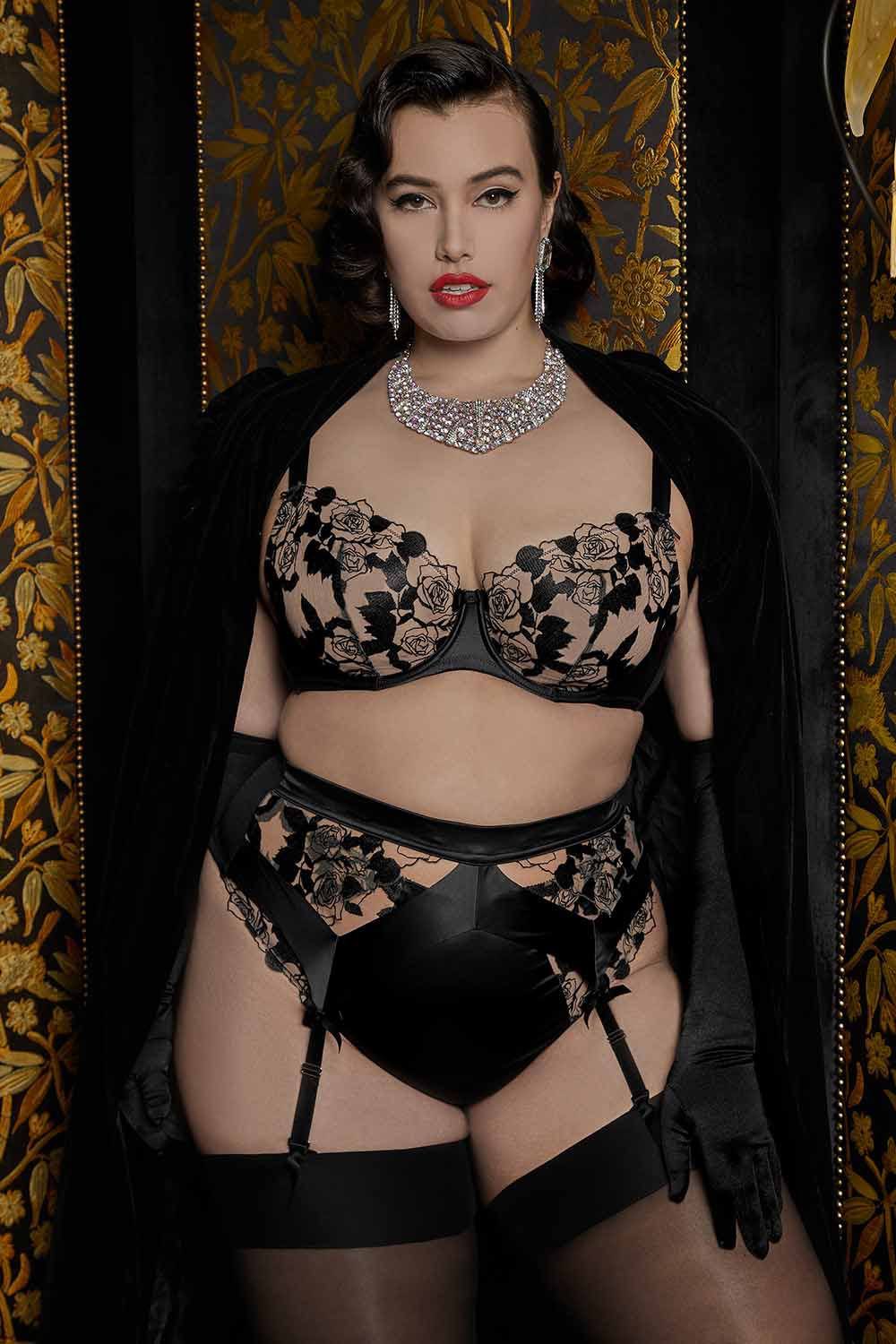 Rosabelle Curve Suspender Belt - Image 3